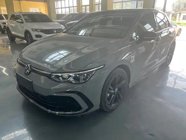 Volkswagen Golf 2023