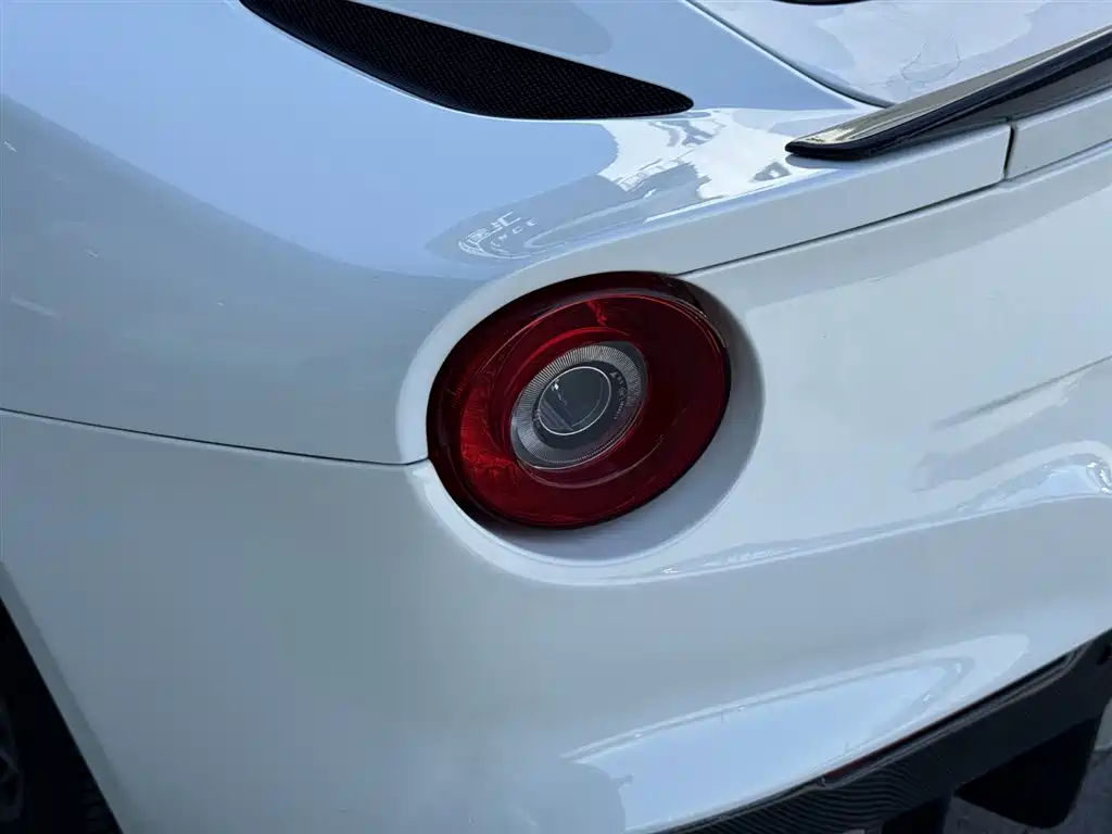 Ferrari F12berlinetta 2014 — фото 11