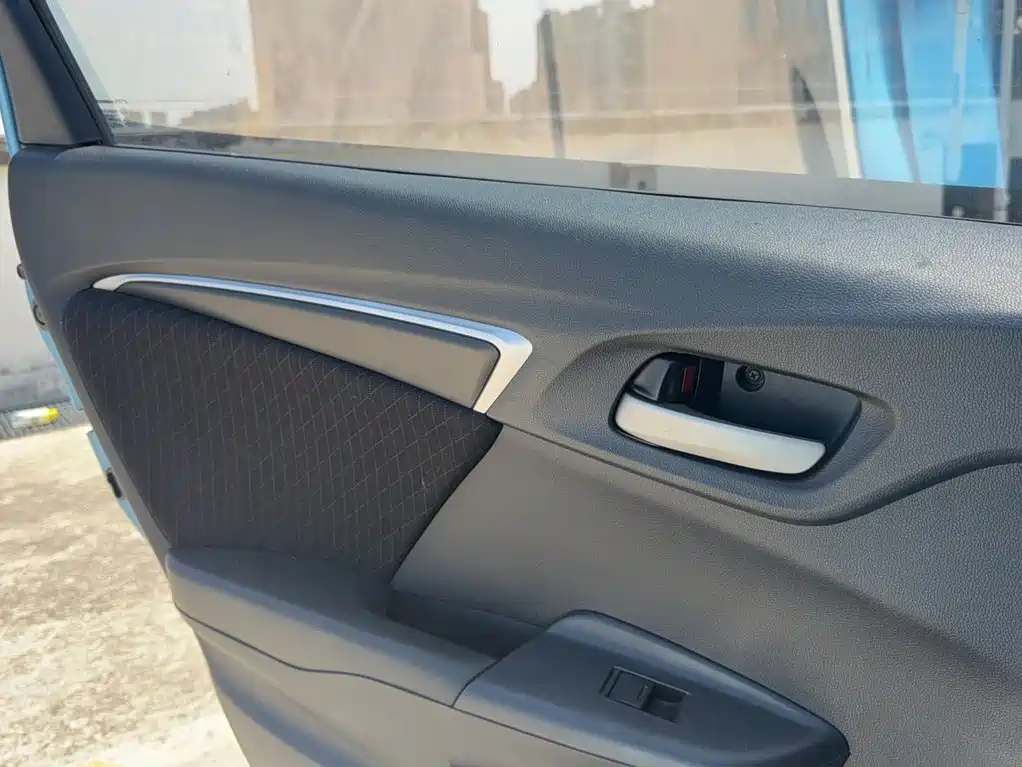 Honda Fit 2018 — фото 18