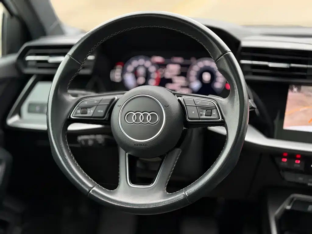 Audi A3 2024 — фото 12