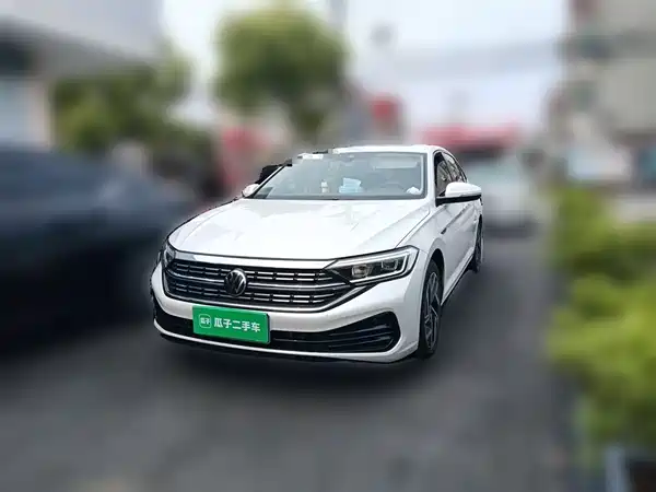 Volkswagen Sagitar 2023