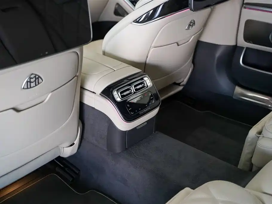 Mercedes-Benz S-Class 2023 — фото 12