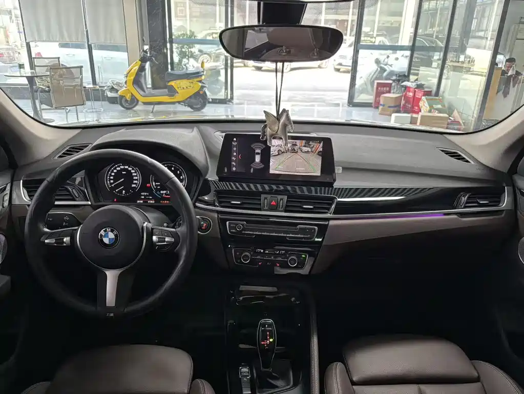 BMW X1 2022 — фото 7