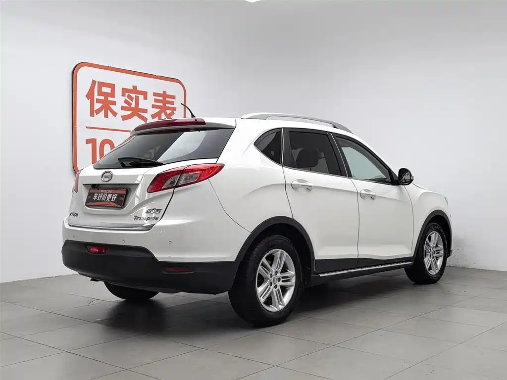 GAC Motor Trumpchi GS5 2014 — фото 2