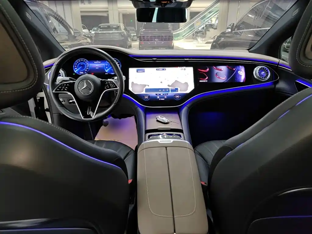 Mercedes-Benz EQS 2024 — фото 10