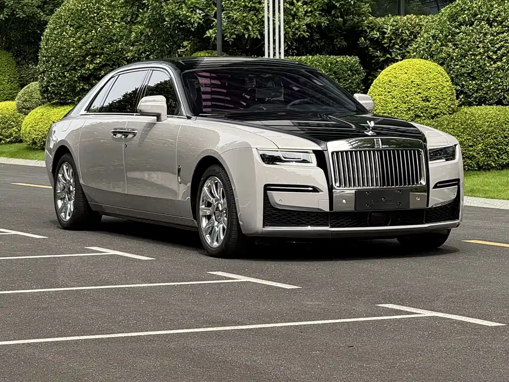 Rolls-Royce Ghost 2023 — фото 4