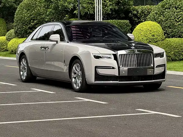 Rolls-Royce Ghost 2023