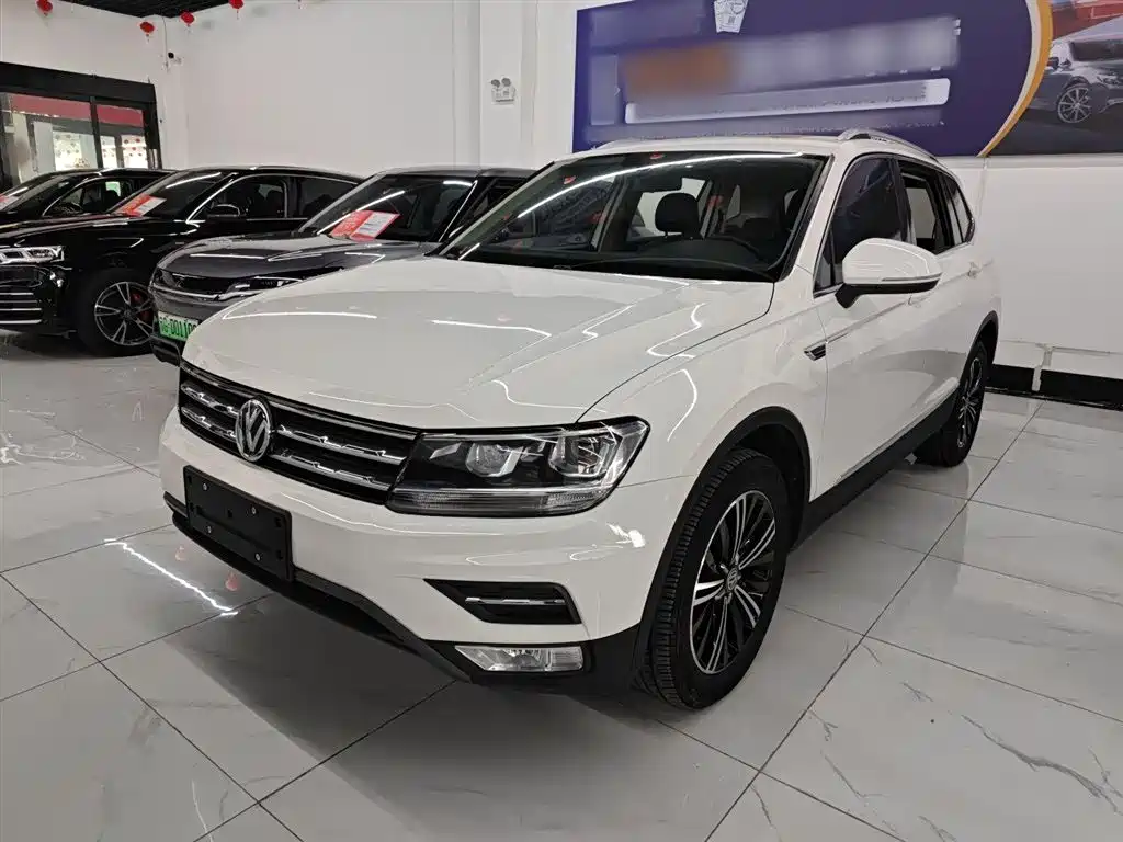 Volkswagen Tiguan L 2020 — фото 2