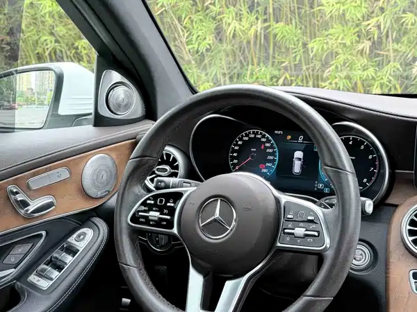 Mercedes-Benz GLC 2020