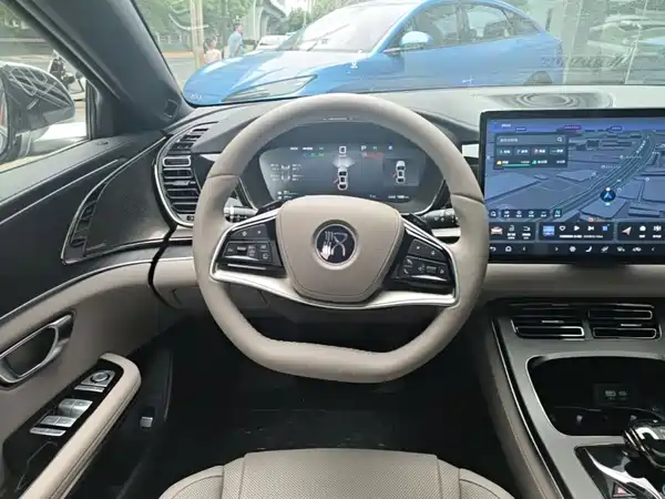 BYD Han 2025