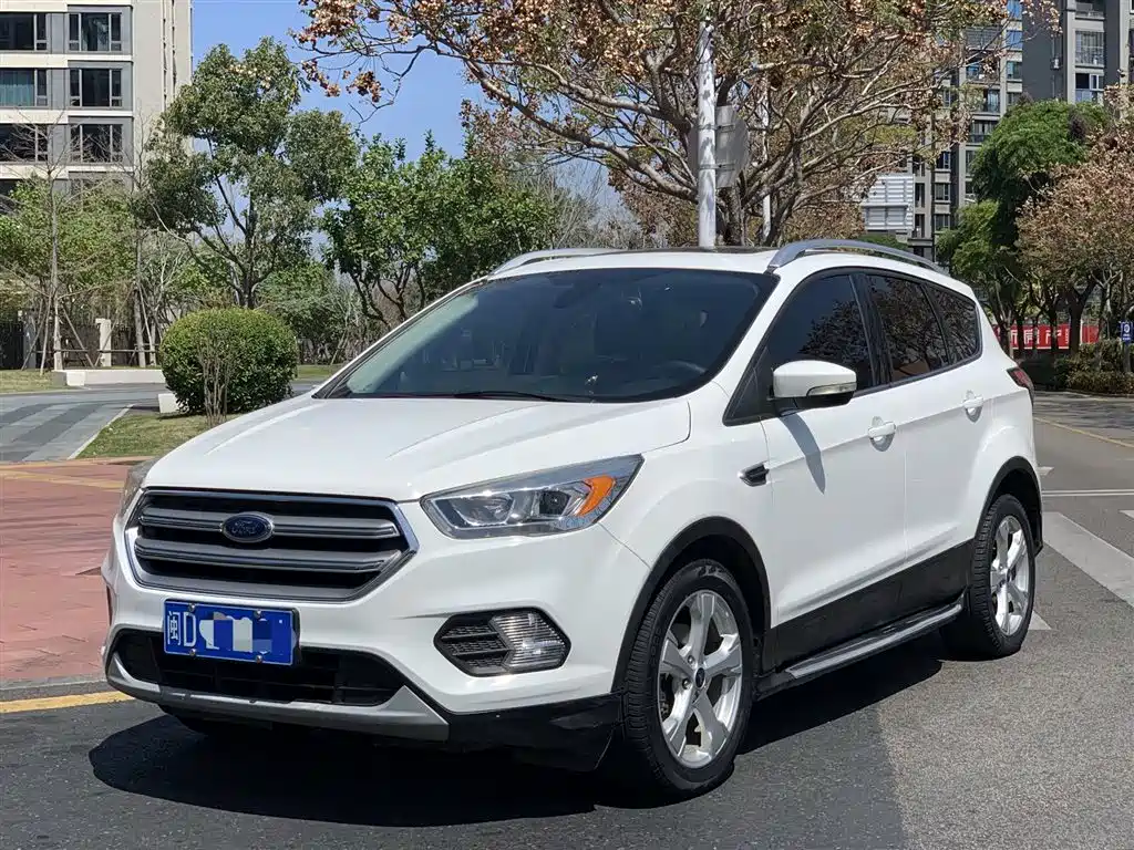 Ford Kuga 2018 — фото 1
