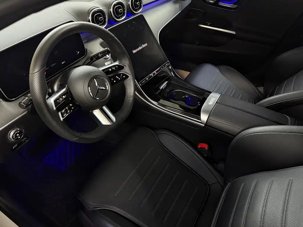 Mercedes-Benz C-Class 2022