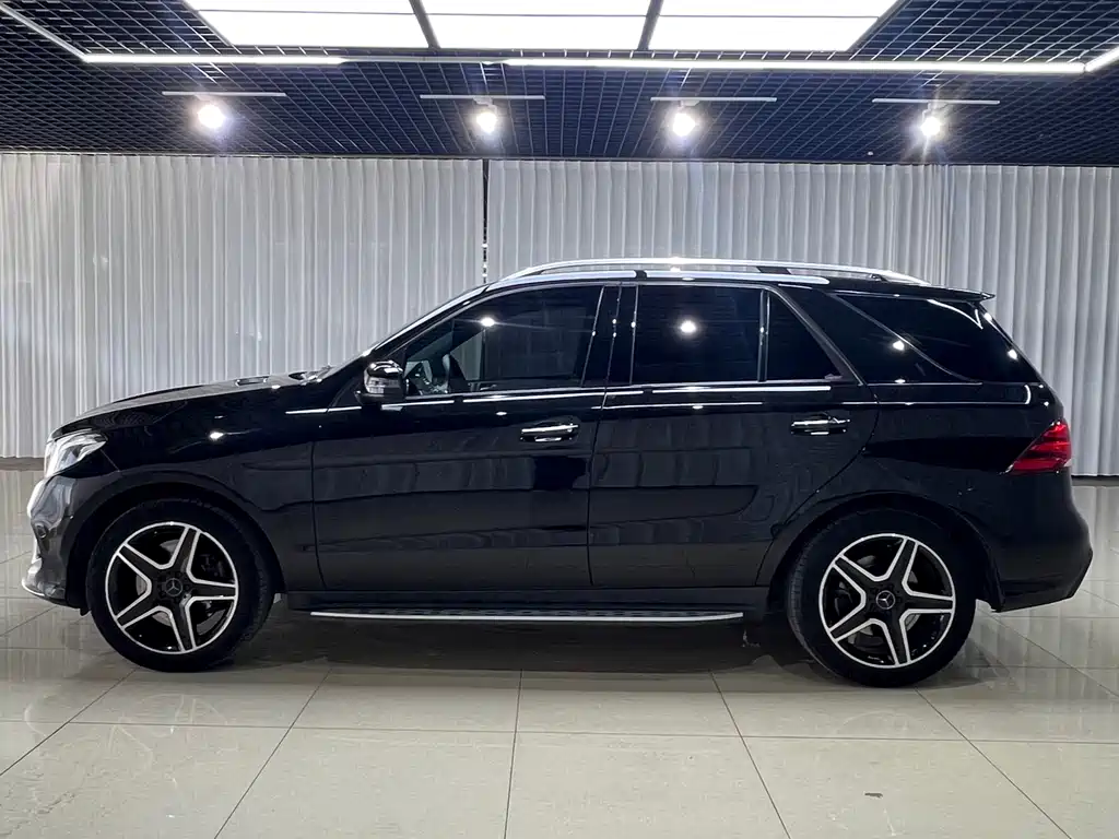 Mercedes-Benz GLE AMG 2018 — фото 3