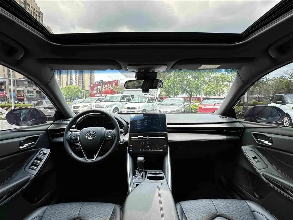 Toyota Avalon 2023 — фото 15