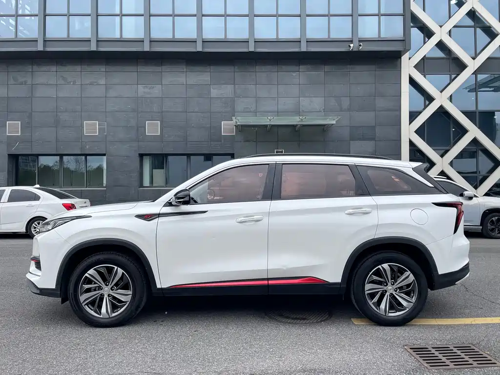 Changan CS75 PLUS 2020 — фото 4