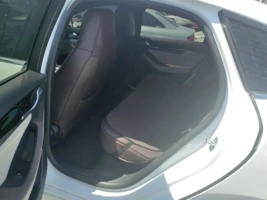 BYD Qin PLUS 2025 — фото 11
