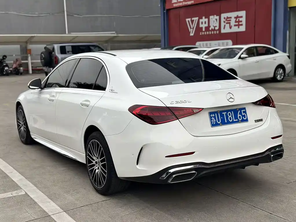 Mercedes-Benz C-Class 2024 — фото 15