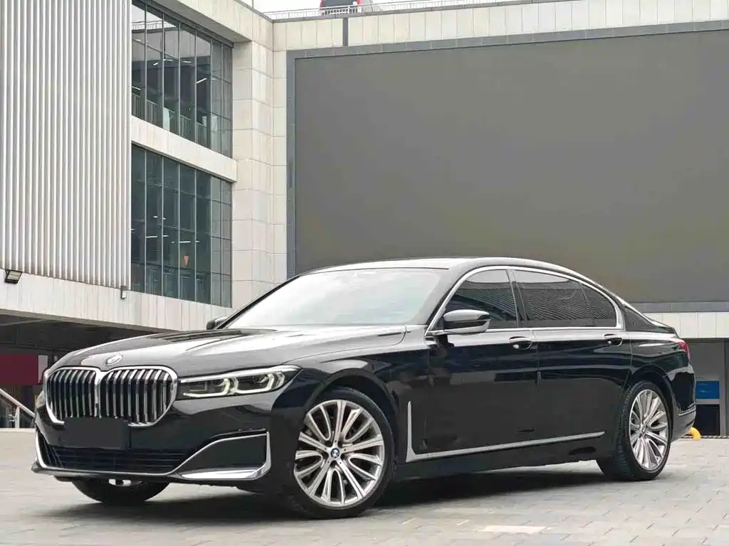 BMW 7 Series 2021 — фото 3