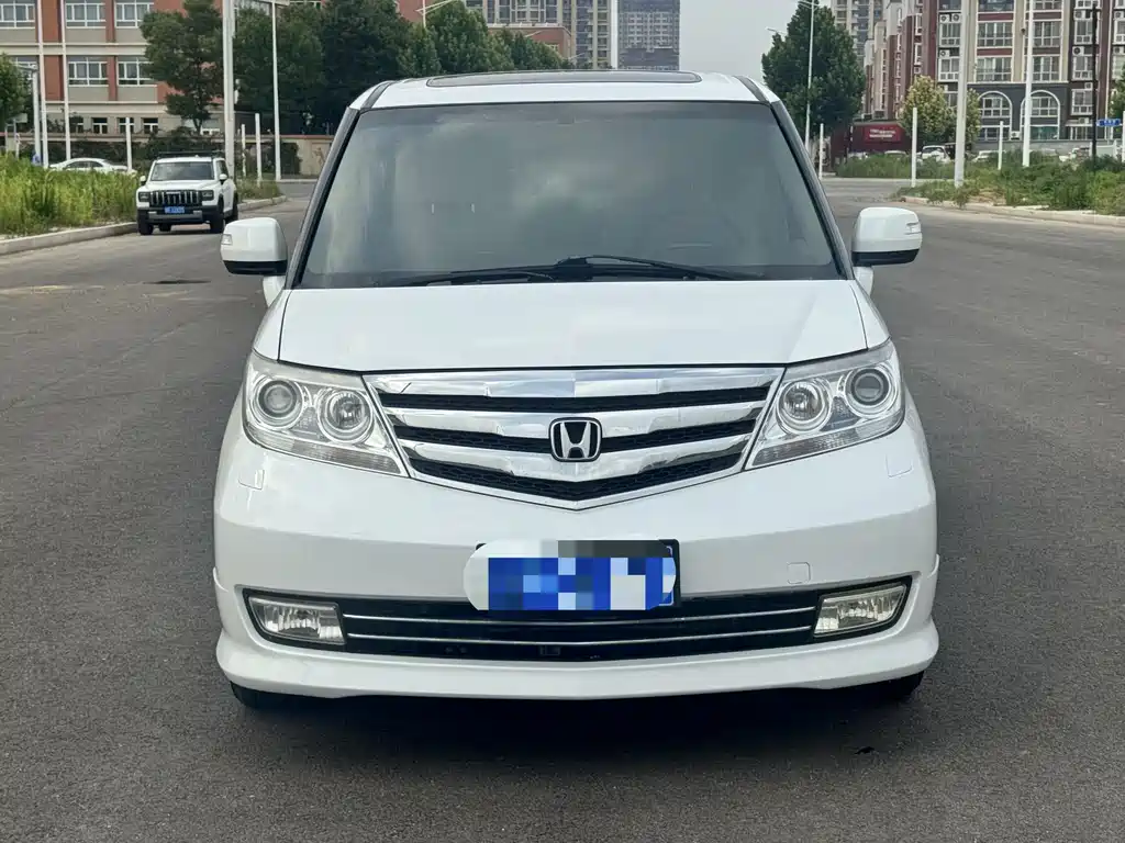 Honda Elysion 2016