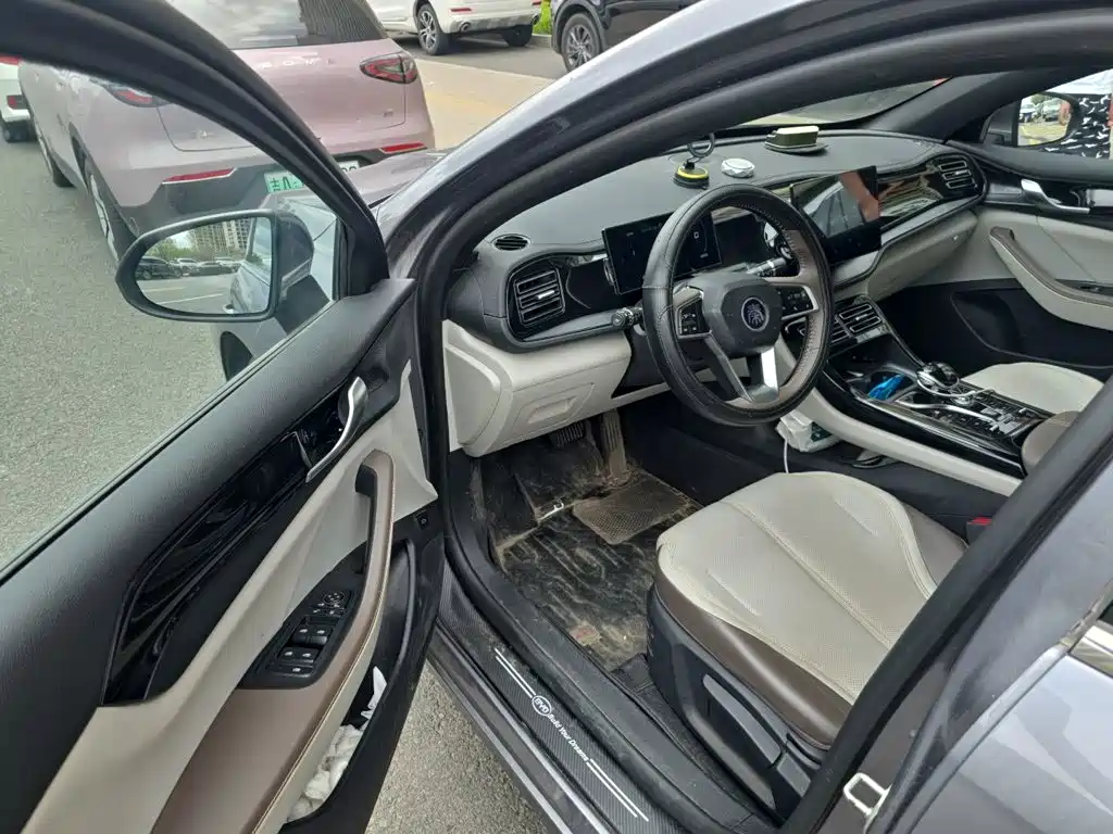 BYD Qin PLUS 2023 — фото 12