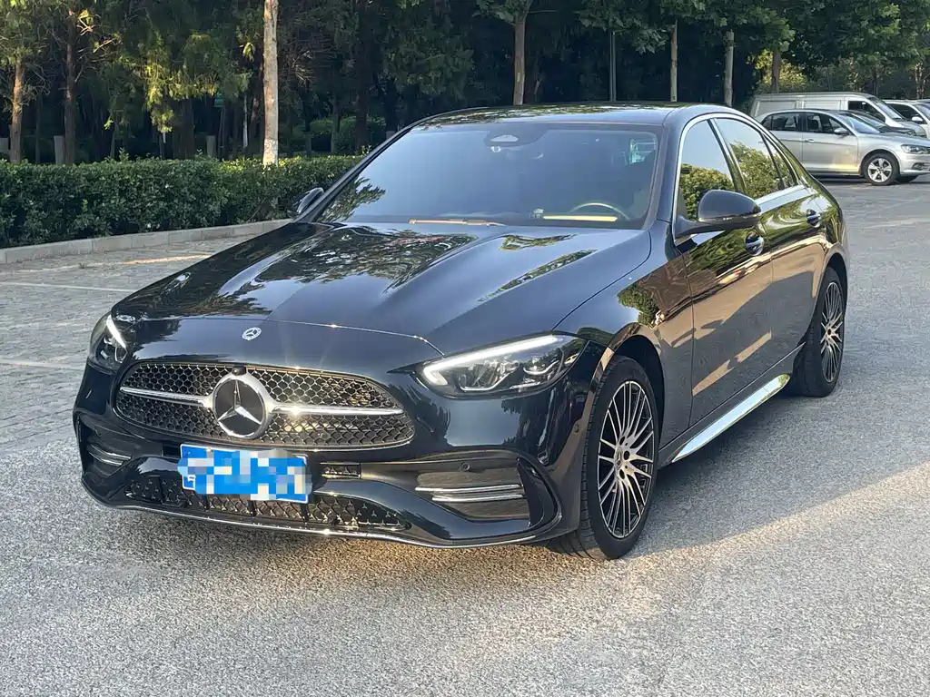 Mercedes-Benz C-Class 2024 — фото 1