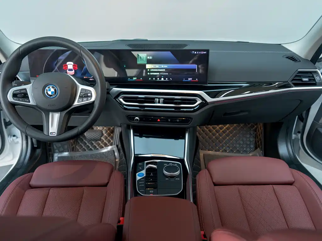 BMW i3 2024 — фото 11