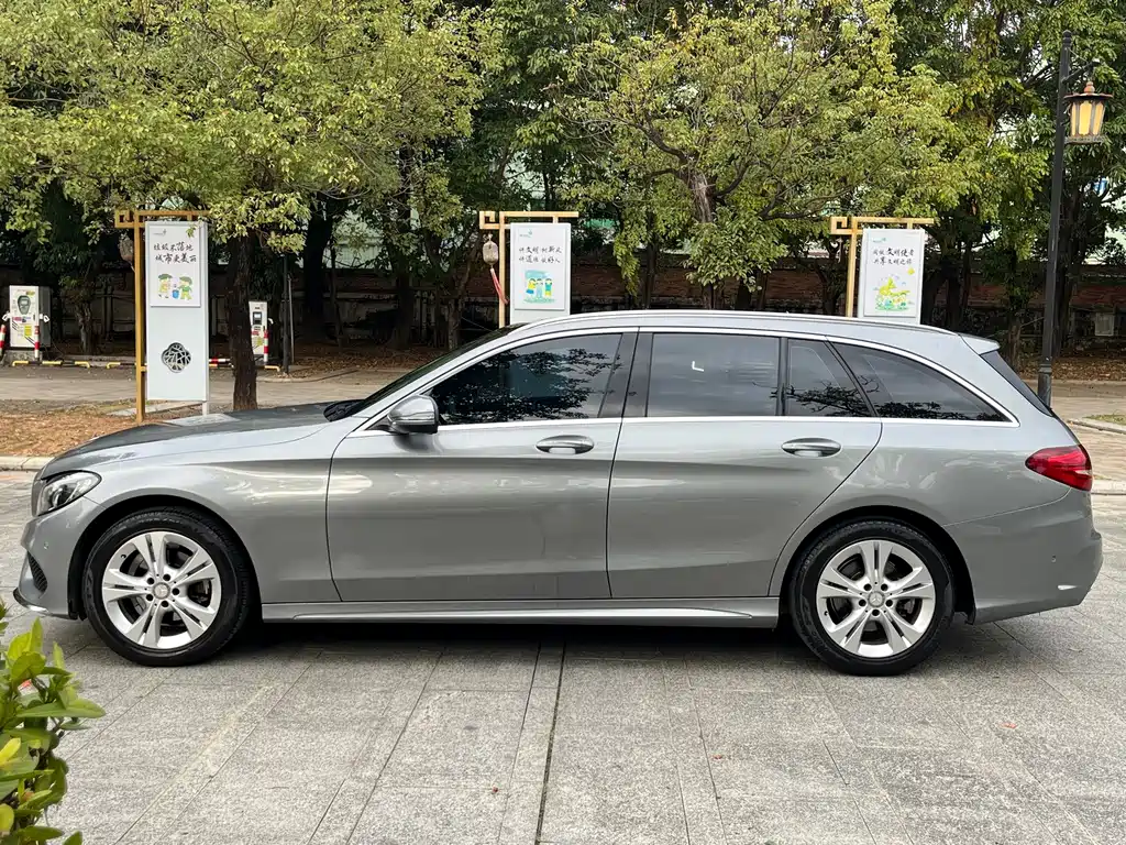 Mercedes-Benz C-Class 2016