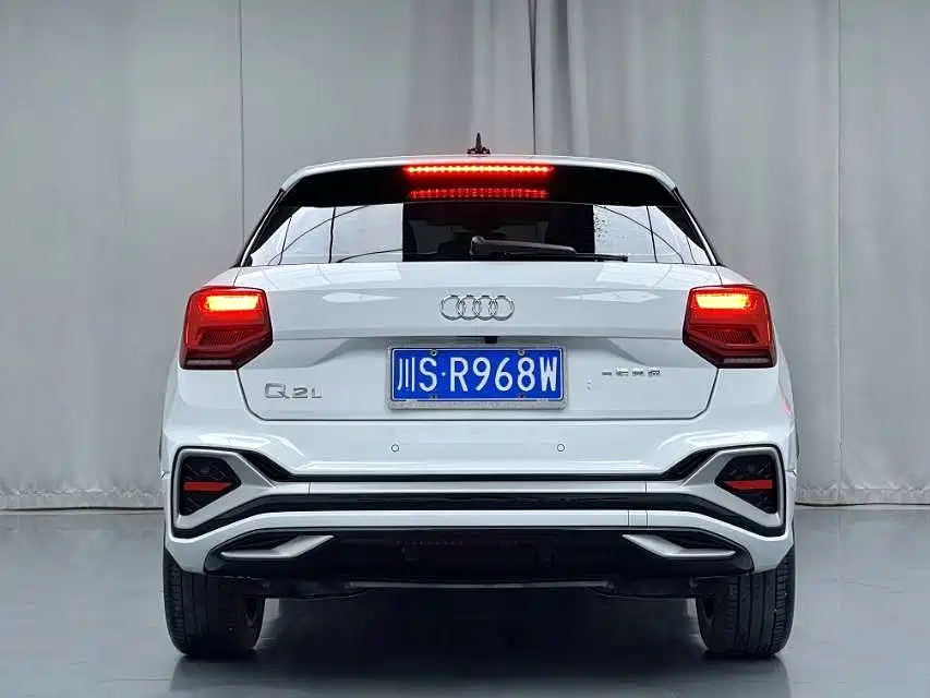 Audi Q2L 2022