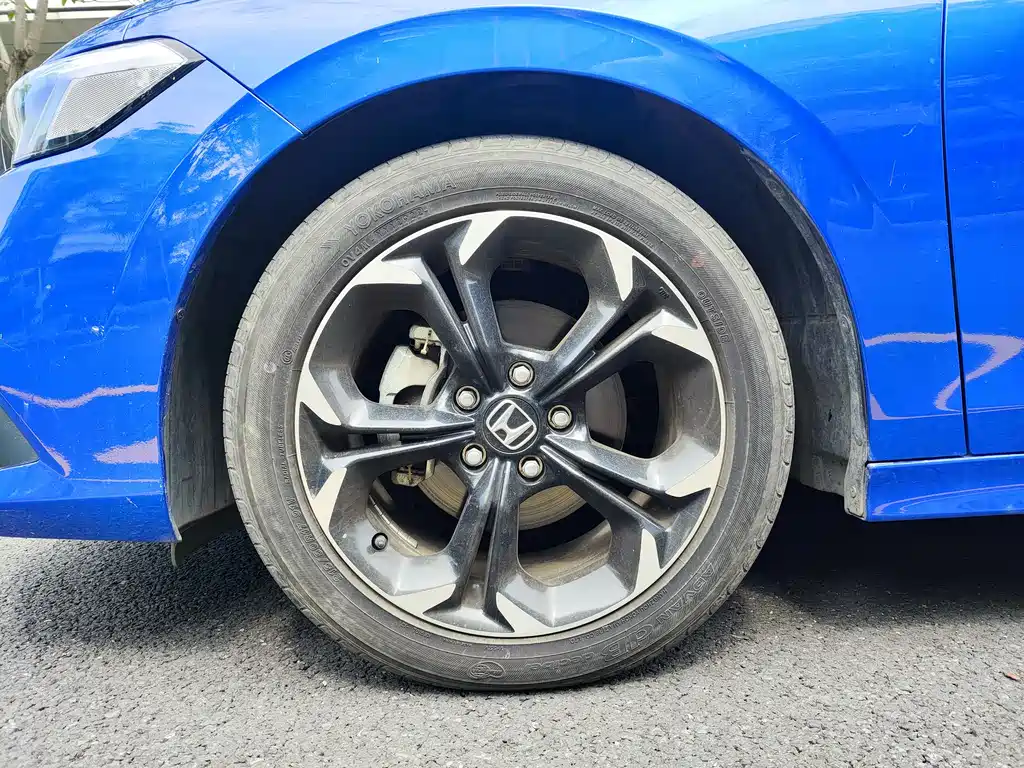 Honda Civic 2023 — фото 14