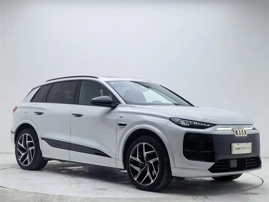 Audi Q6L e-tron 2025 — фото 6
