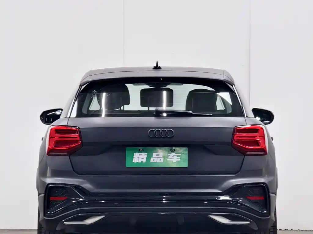 Audi Q2L 2022