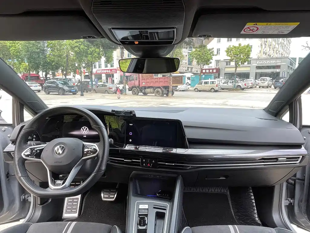 Volkswagen Golf 2022