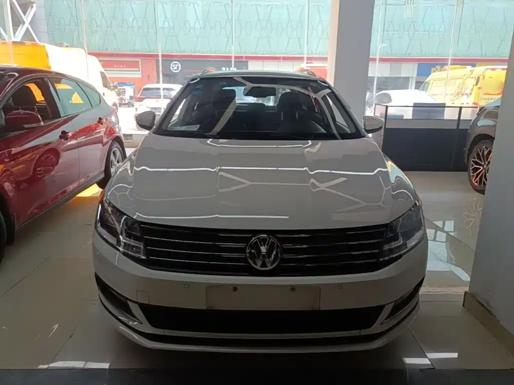 Volkswagen Gran Lavida 2017