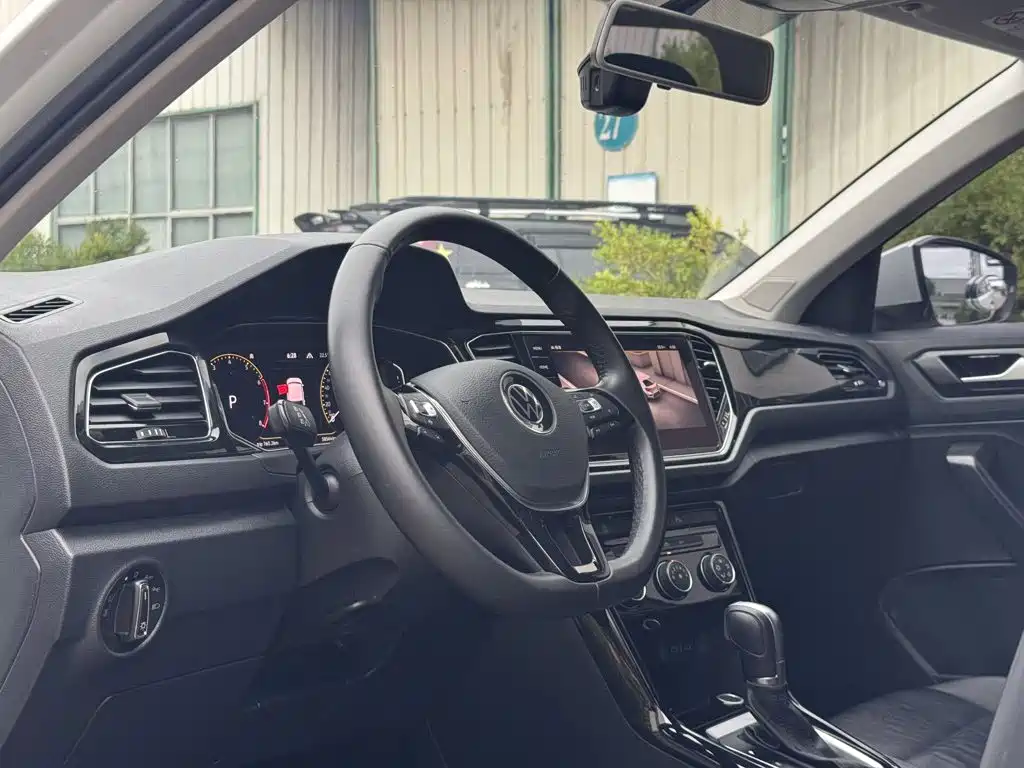 Volkswagen T-Roc 2022