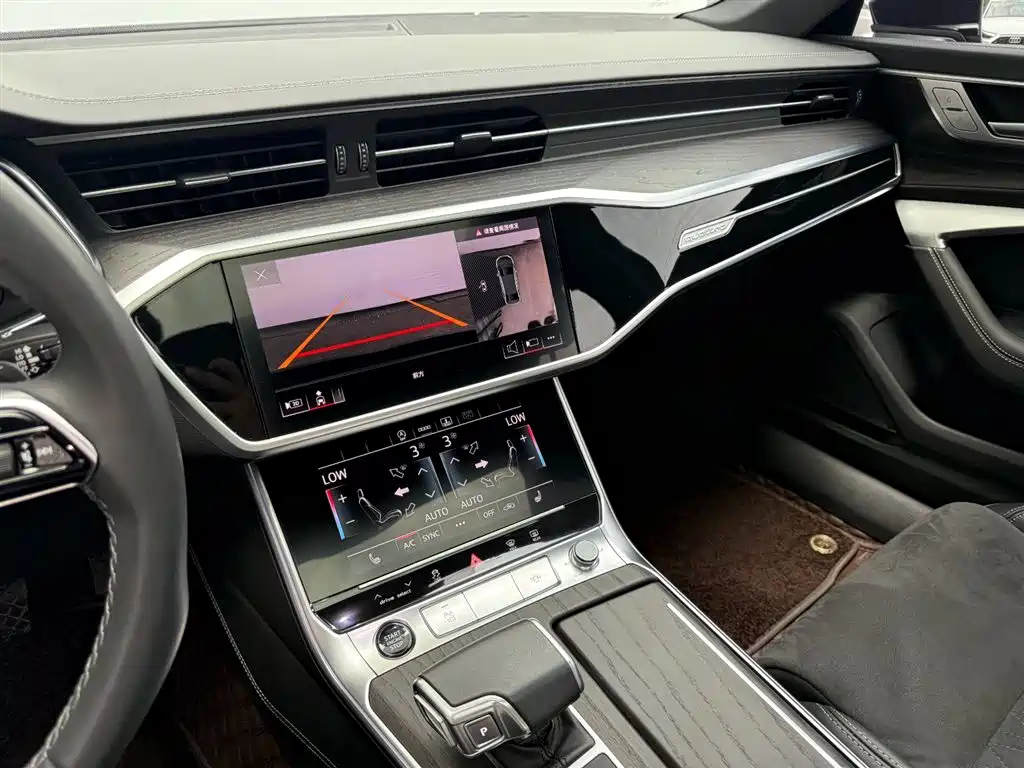 Audi A6L 2025 — фото 7