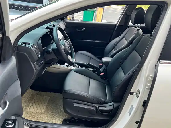 Kia KX3 2015