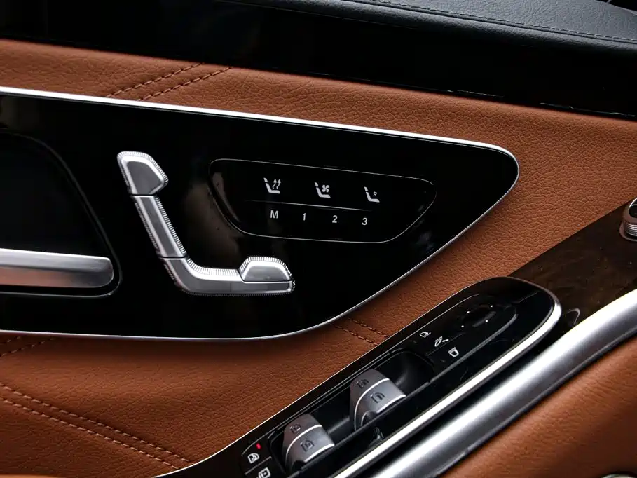 Mercedes-Benz Maybach S-Class 2021 — фото 13