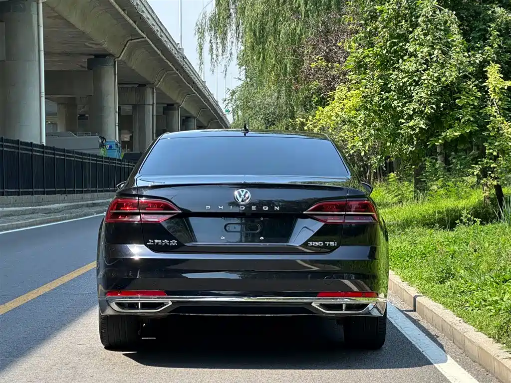 Volkswagen Phideon 2018 — фото 4