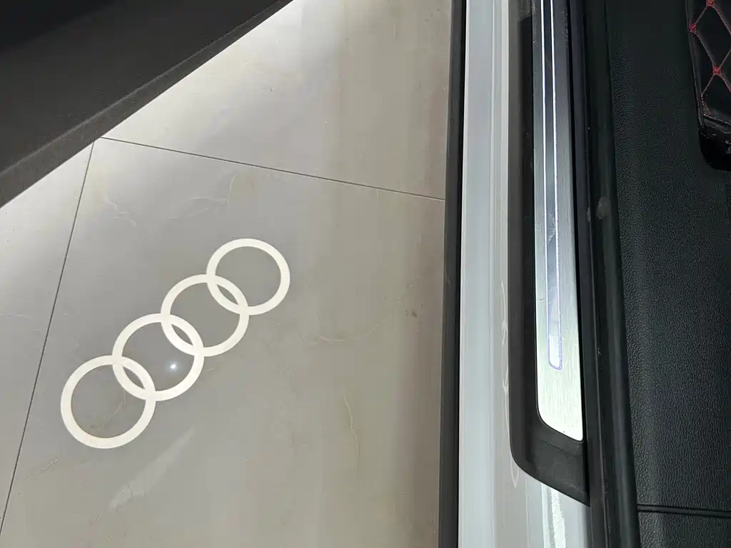 Audi Q3 2022 — фото 31