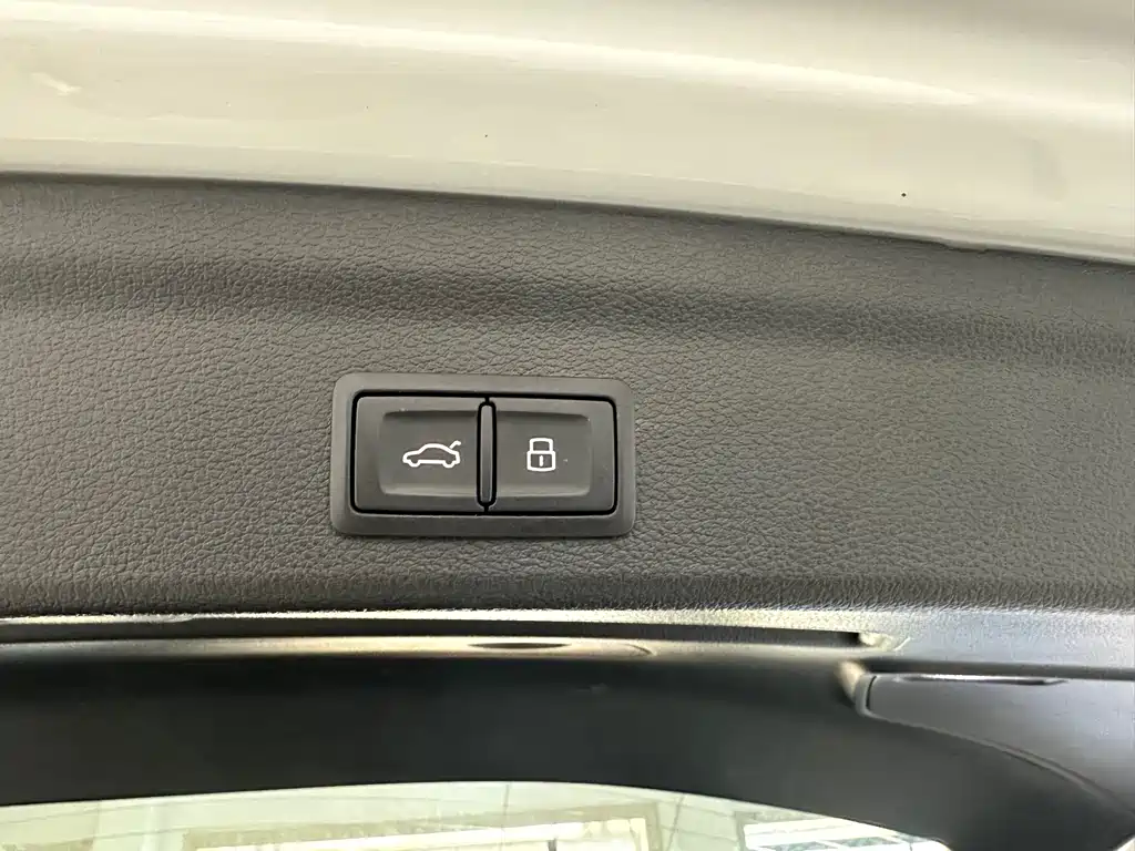 Audi Q3 2022 — фото 21