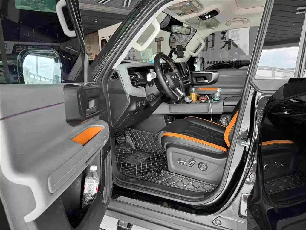 BAIC BJ40 Extended Range 2025 — фото 4