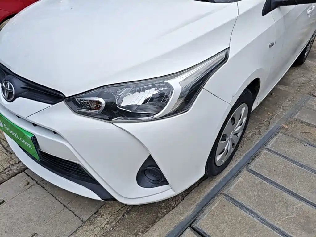 Toyota Yaris L 2018 — фото 24