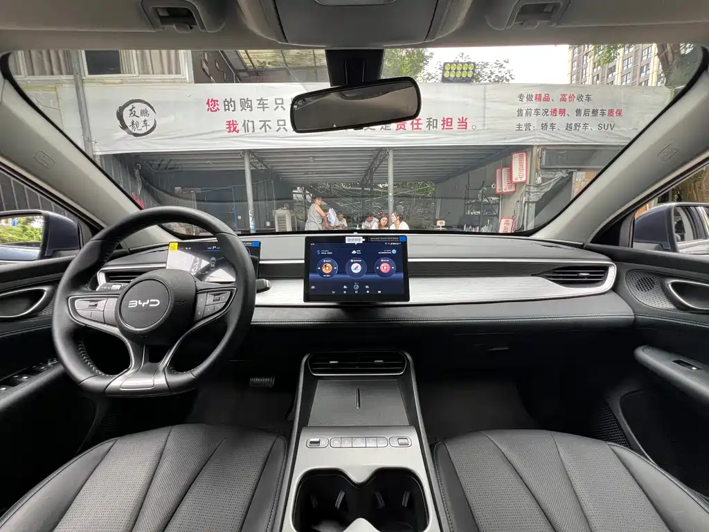 BYD Seal 05 DM-i 2025 — фото 16