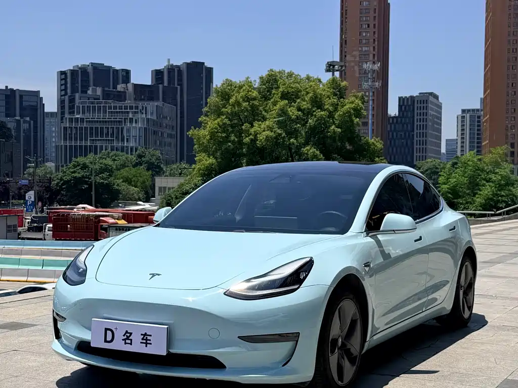 Tesla Model 3 2019 — фото 1
