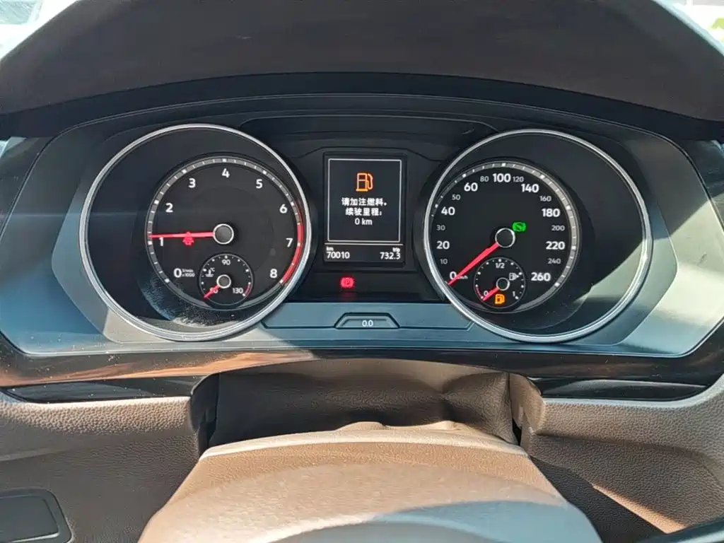 Volkswagen Tiguan L 2017 — фото 12
