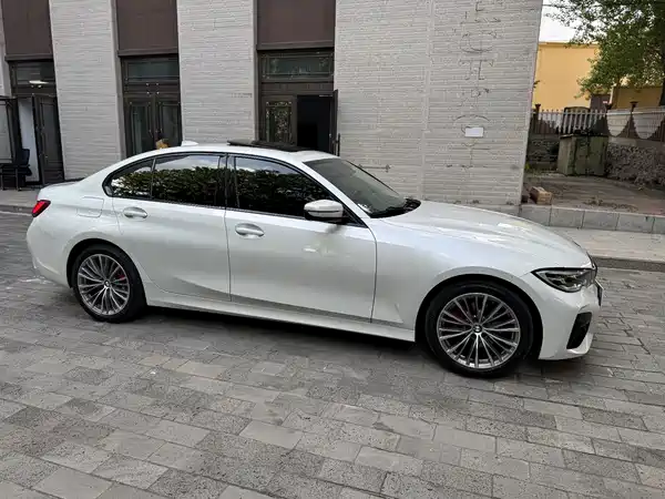 BMW 3 Series 2022
