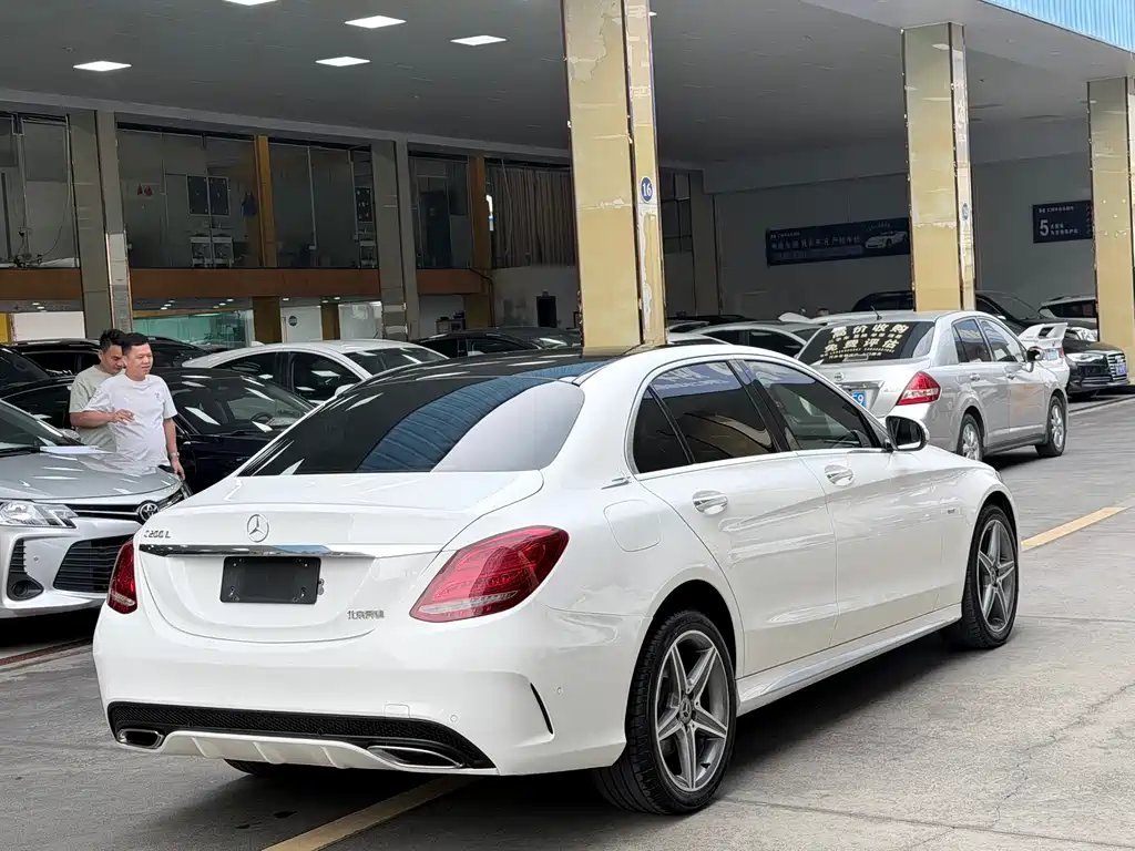 Mercedes-Benz C-Class 2018 — фото 13