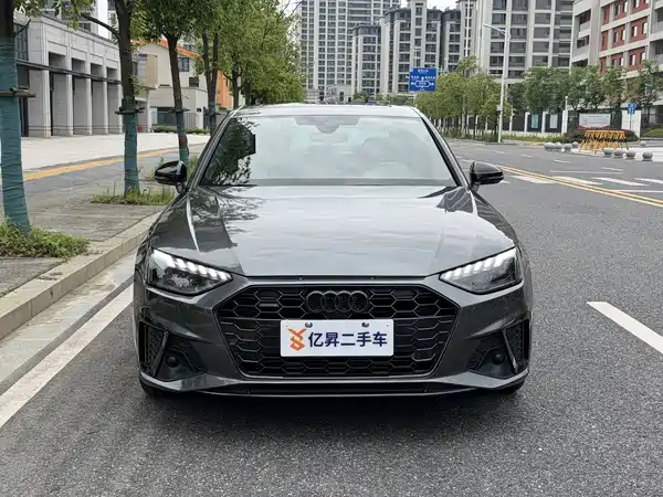 Audi A4L 2024