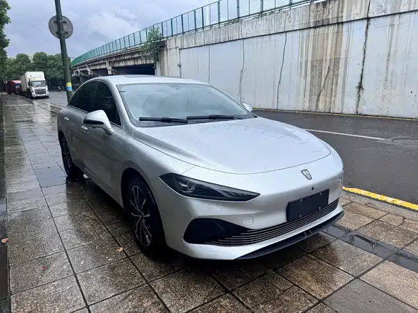 Roewe D7 2025