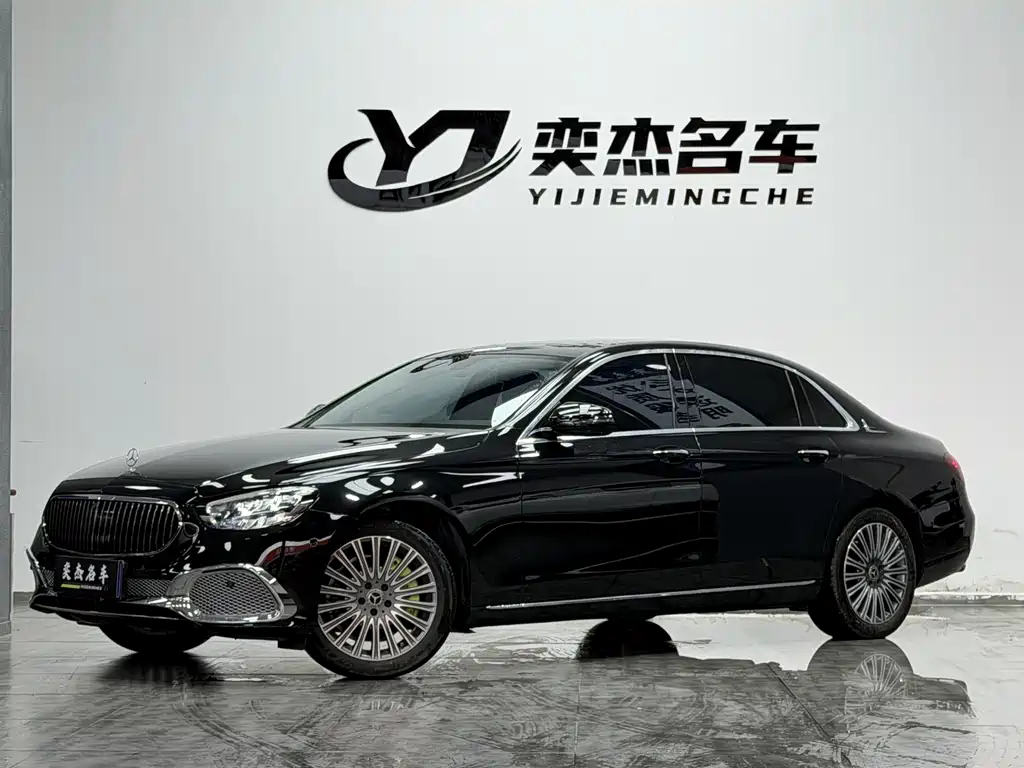 Mercedes-Benz E-Class 2022 — фото 1